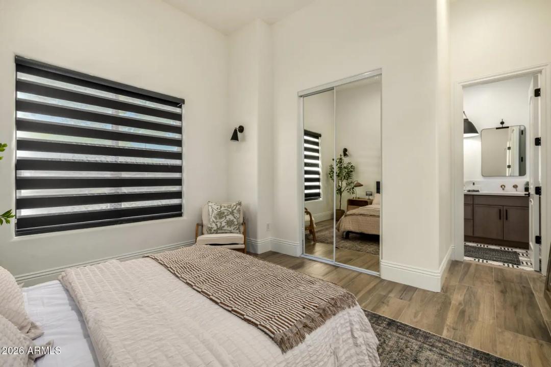 Real Estate Picture 35