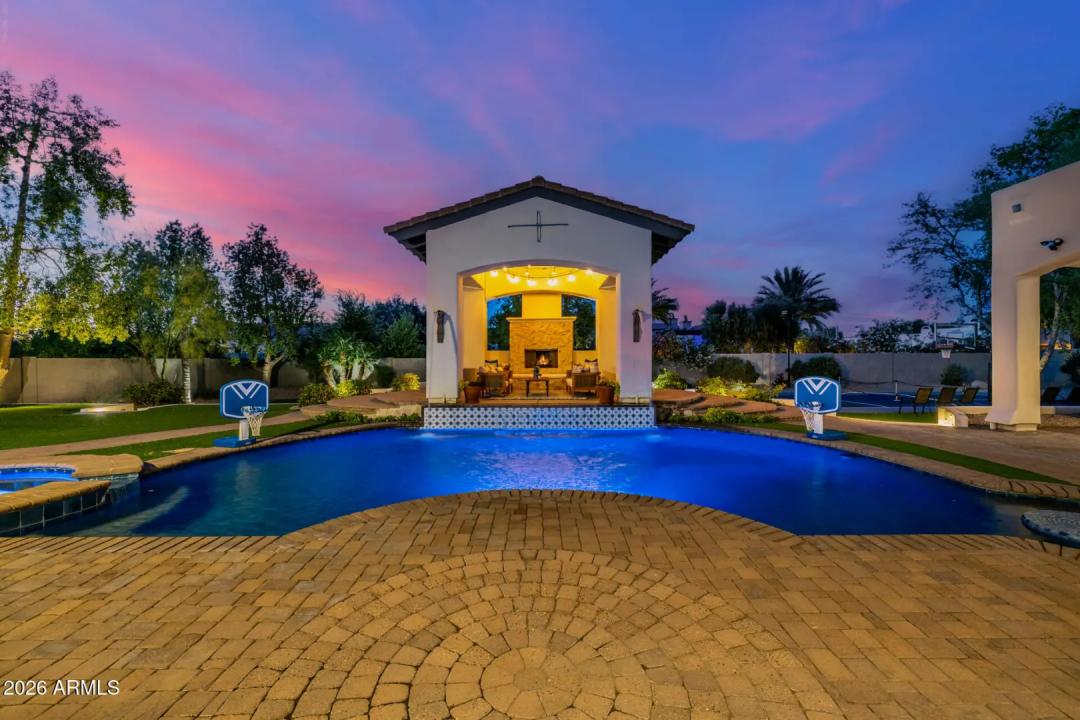 Real Estate Picture 52