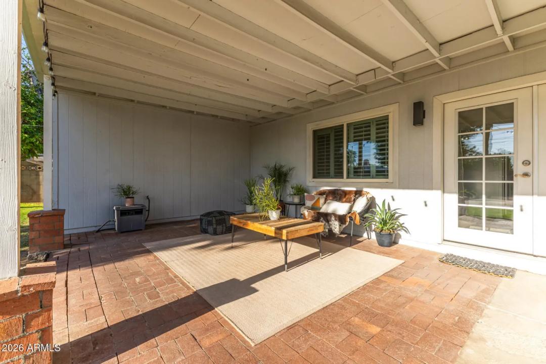 Real Estate Picture 33