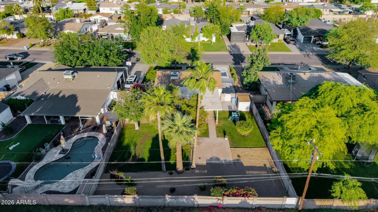 Real Estate Picture 39