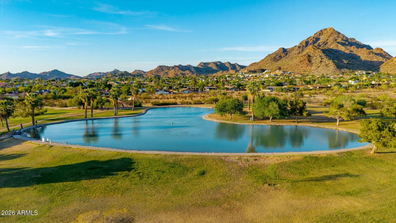 Real Estate Picture 50