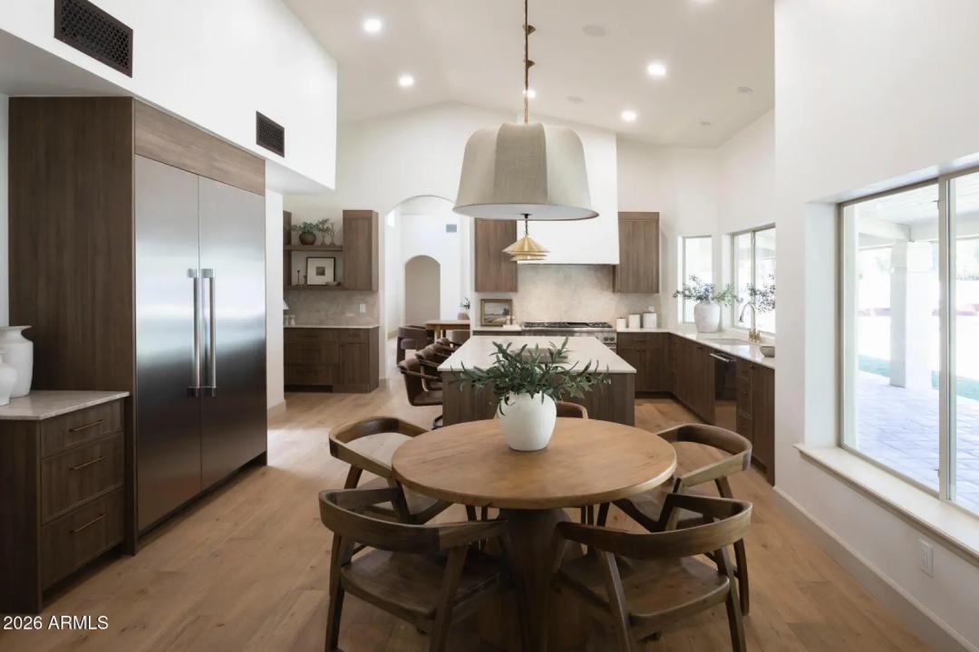 Real Estate Picture 1