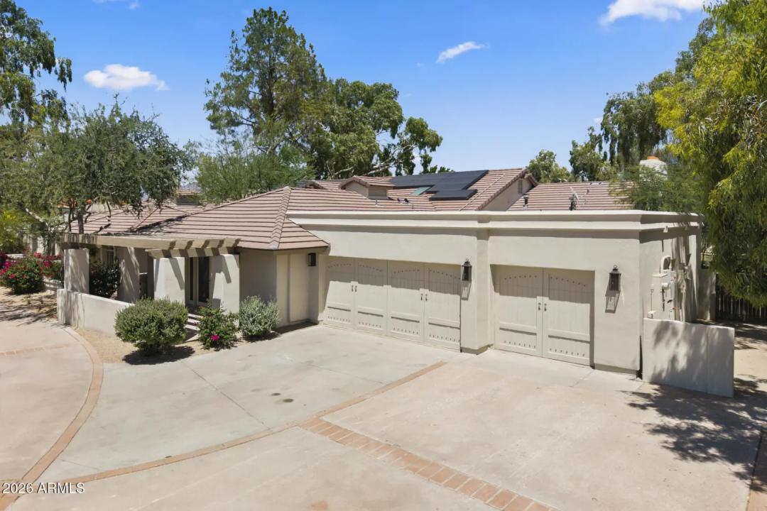 Real Estate Picture 13