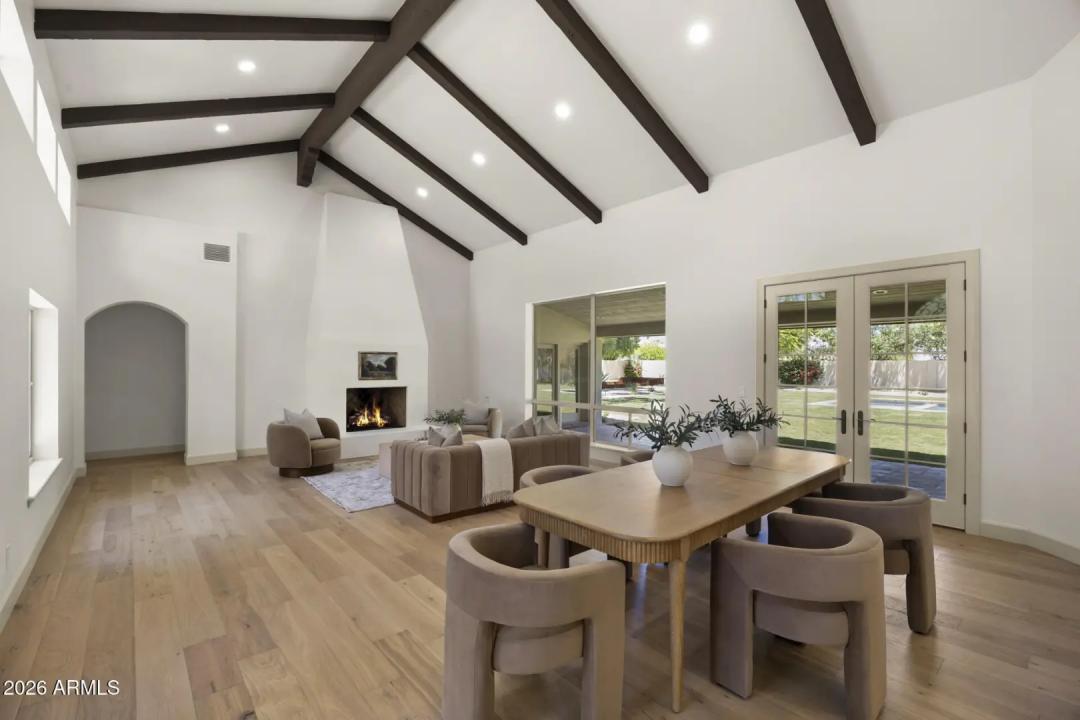 Real Estate Picture 9