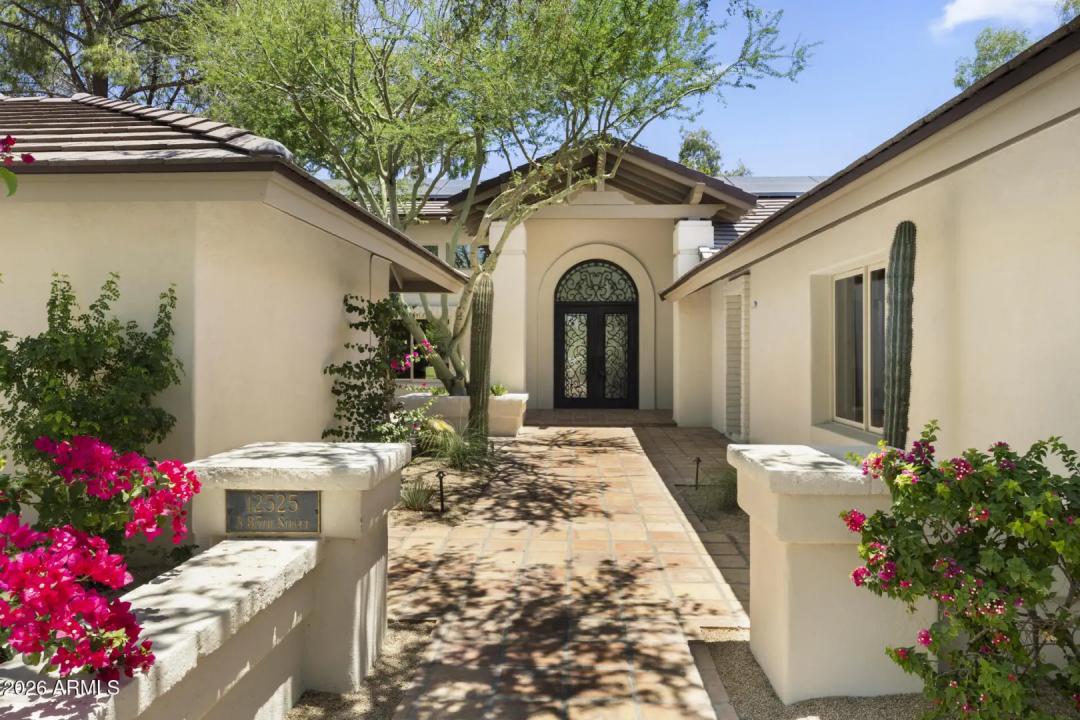 Real Estate Picture 11