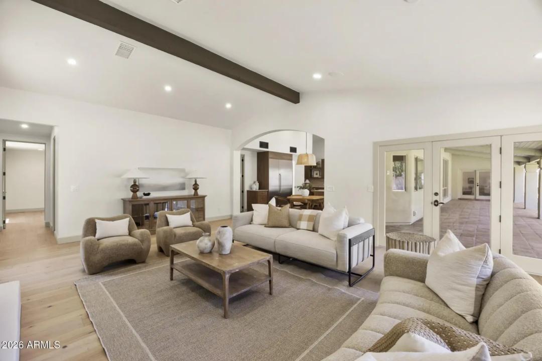Real Estate Picture 23