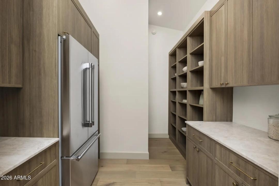 Real Estate Picture 31
