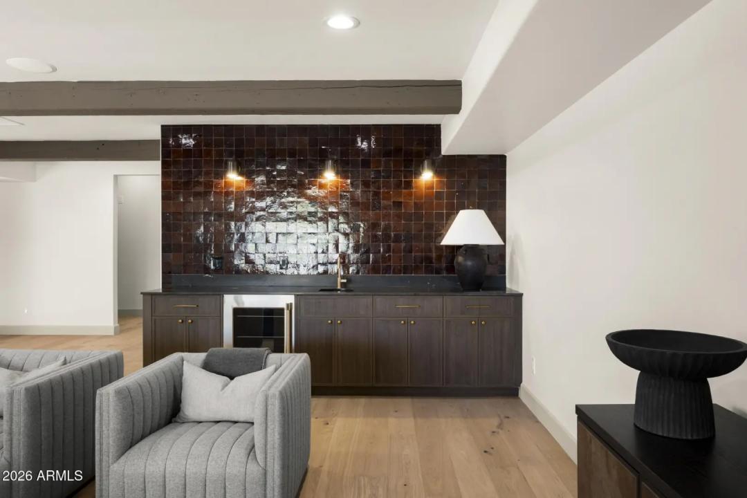 Real Estate Picture 34