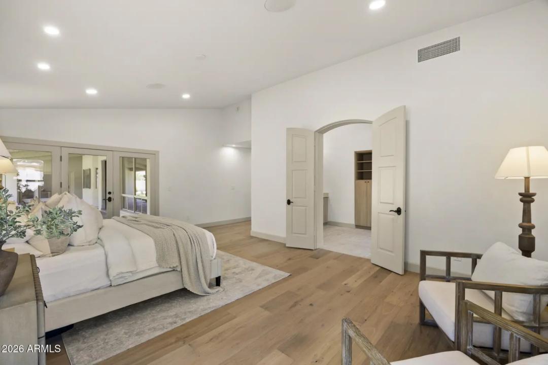 Real Estate Picture 26