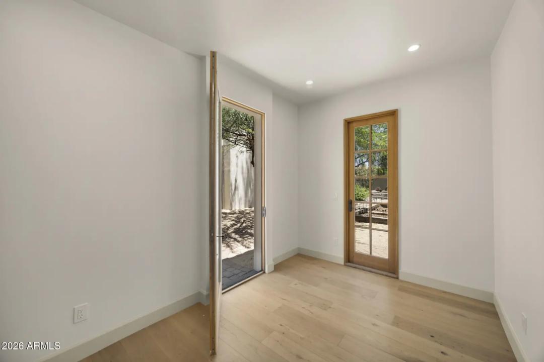 Real Estate Picture 46