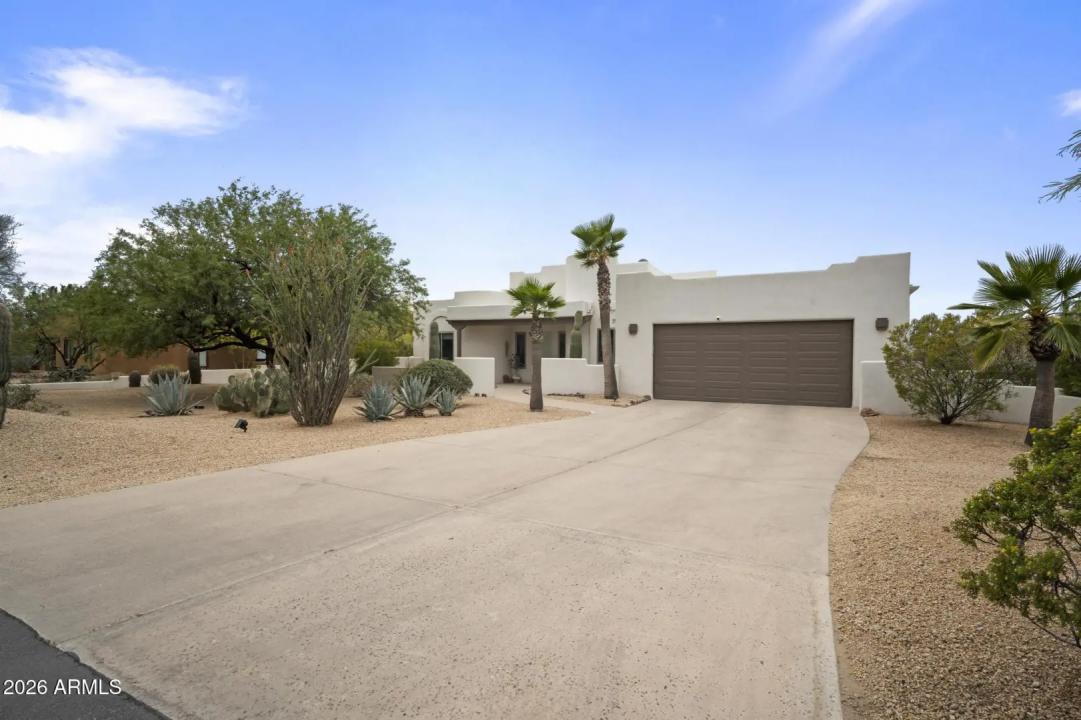 Real Estate Picture 8