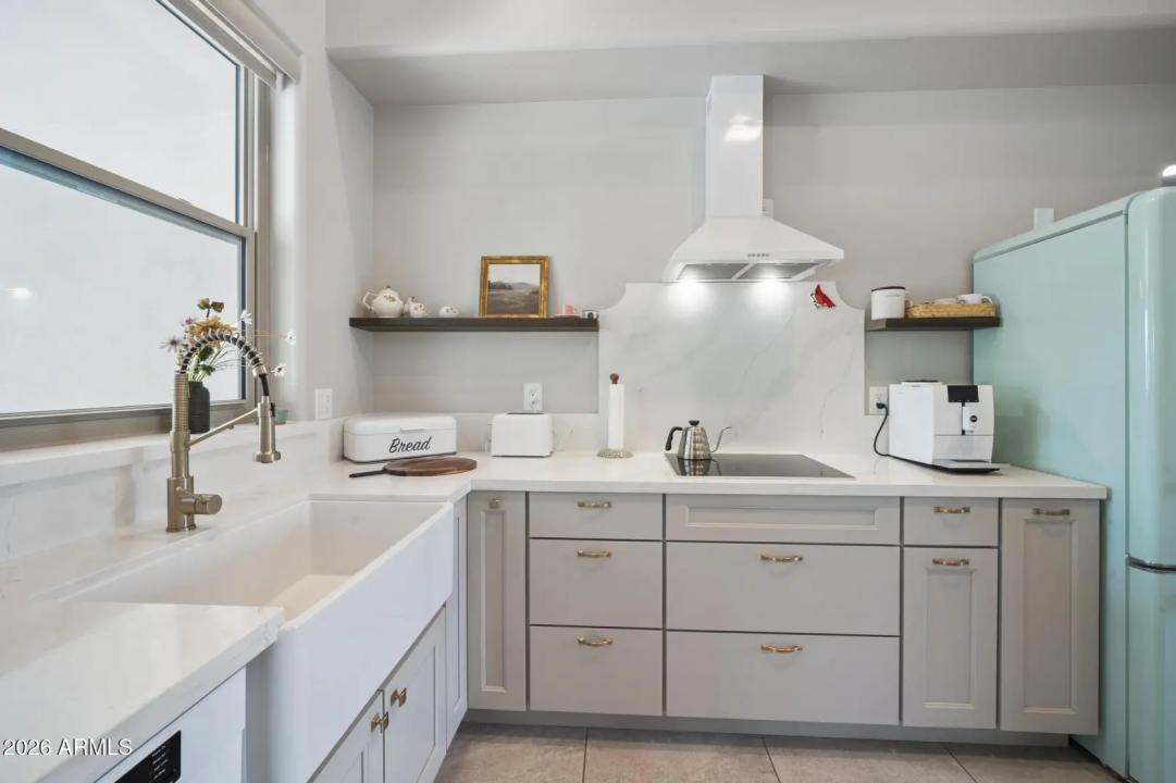 Real Estate Picture 19