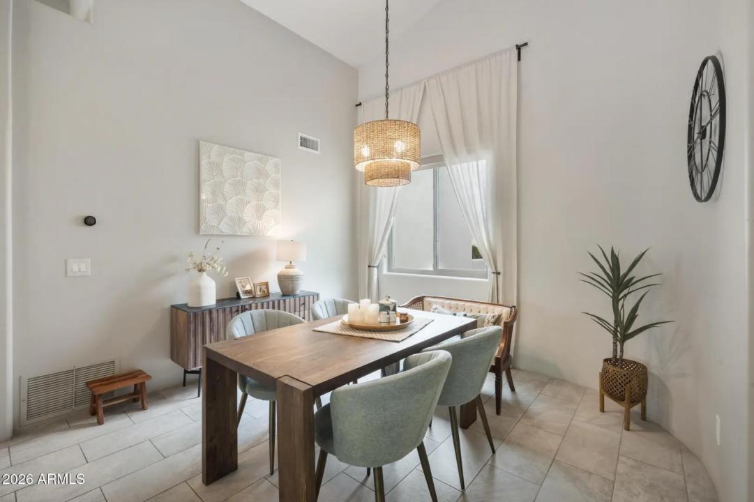 Real Estate Picture 21