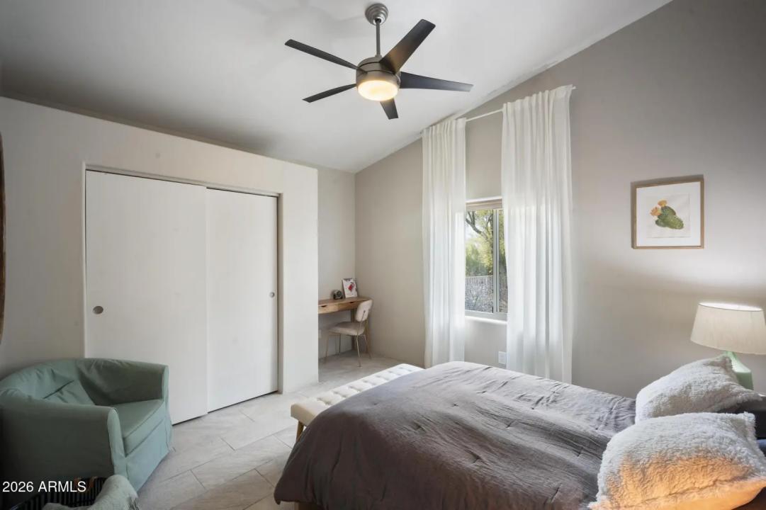 Real Estate Picture 33