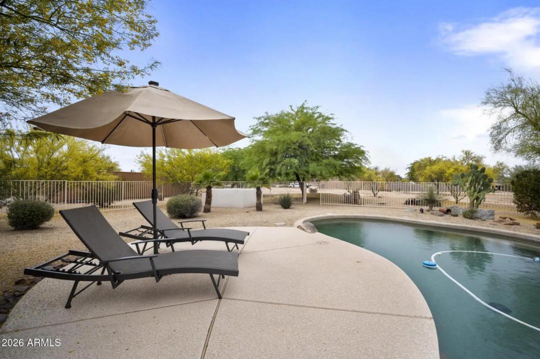 Real Estate Picture 37