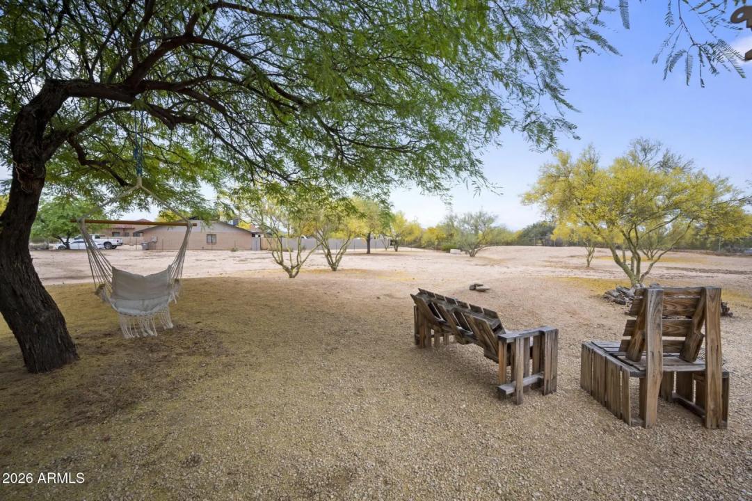 Real Estate Picture 40