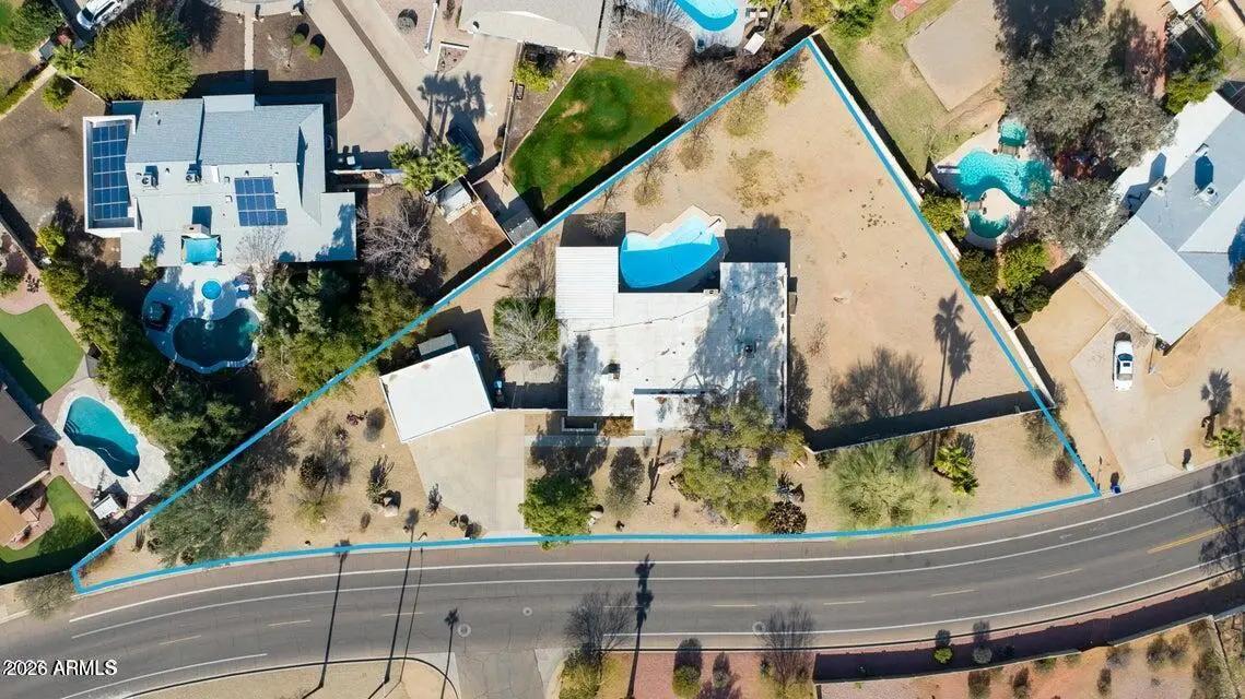 Real Estate Picture 9