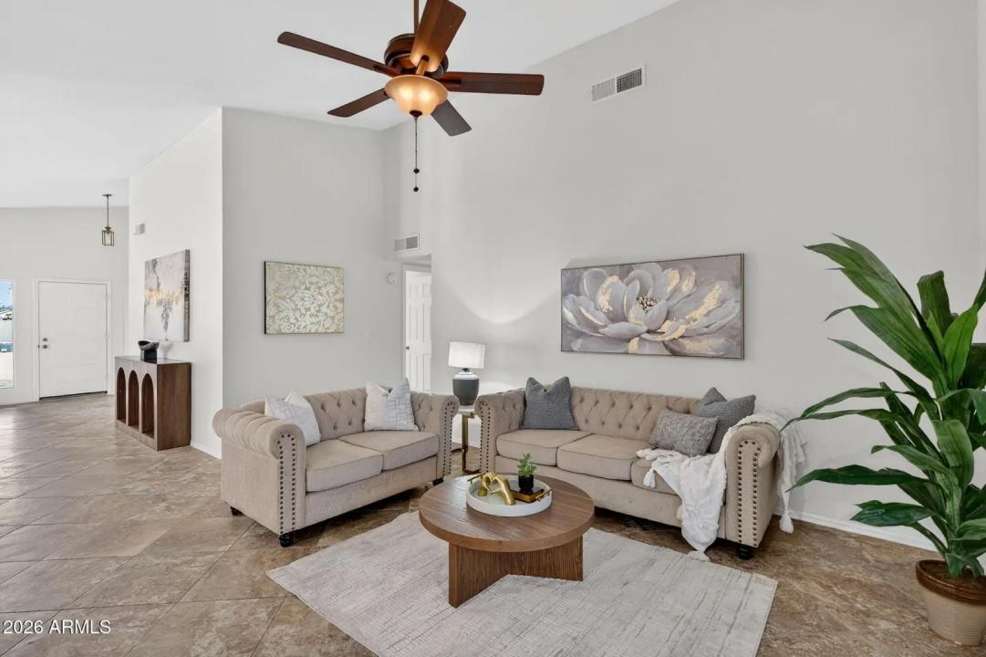 Real Estate Picture 1