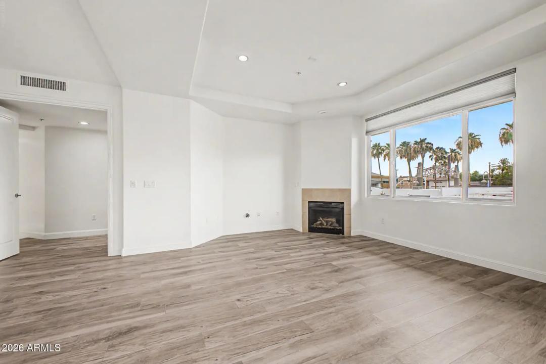 Real Estate Picture 1