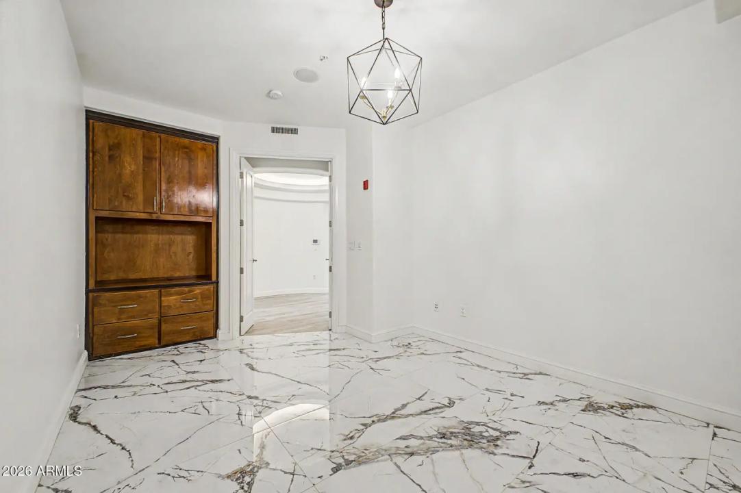 Real Estate Picture 19