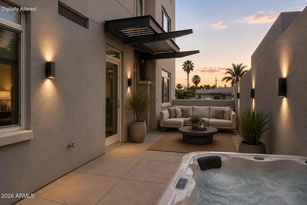 Real Estate Picture 7