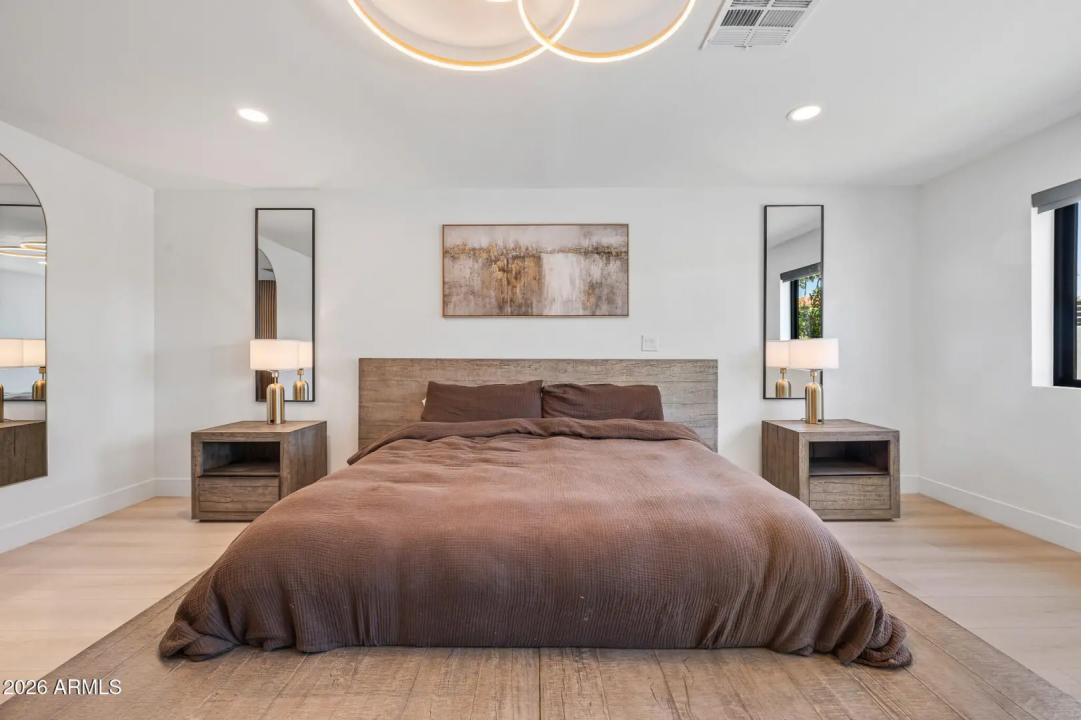 Real Estate Picture 31