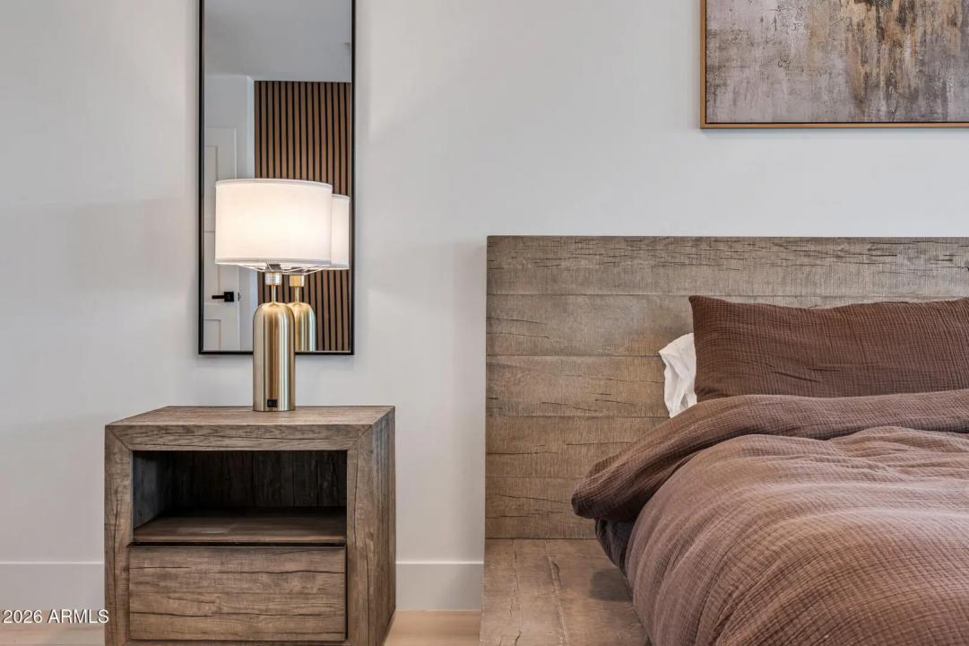 Real Estate Picture 39