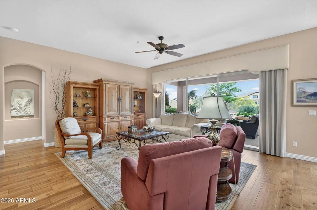 Real Estate Picture 2