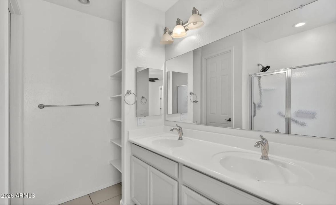 Real Estate Picture 20