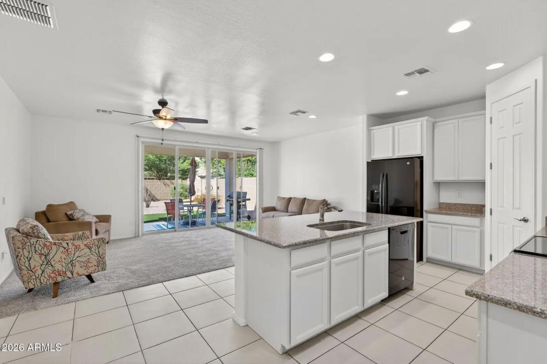 Real Estate Picture 15