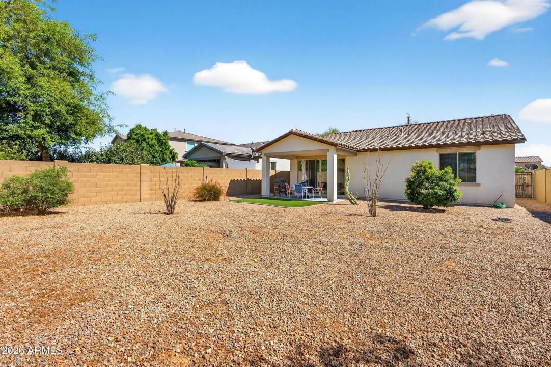 Real Estate Picture 33