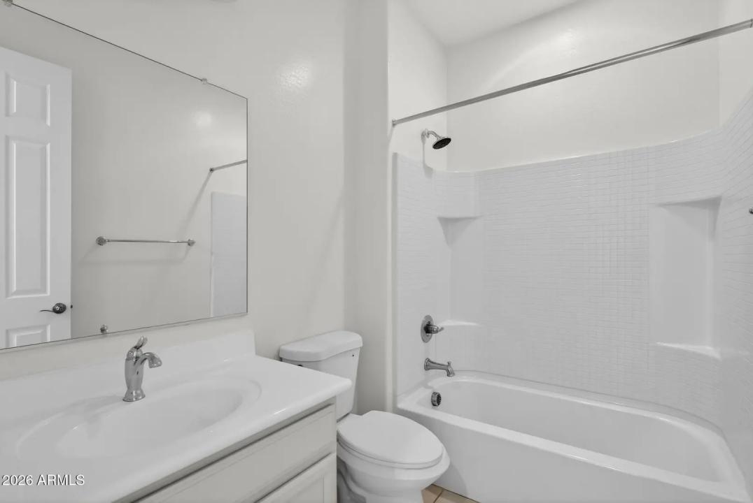 Real Estate Picture 26