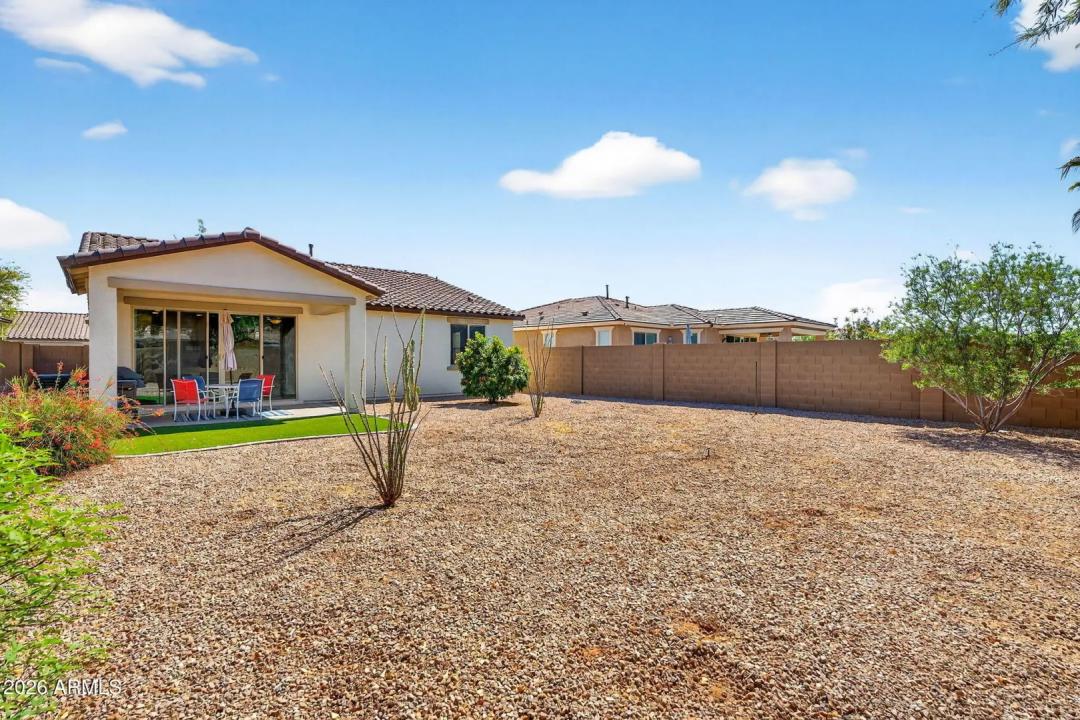 Real Estate Picture 32