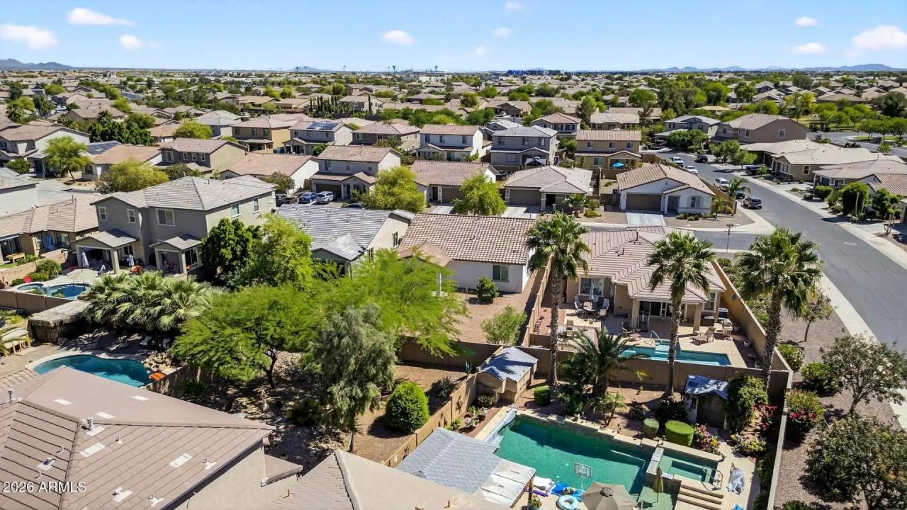 Real Estate Picture 39