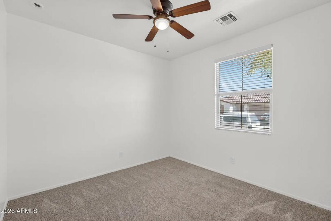 Real Estate Picture 27