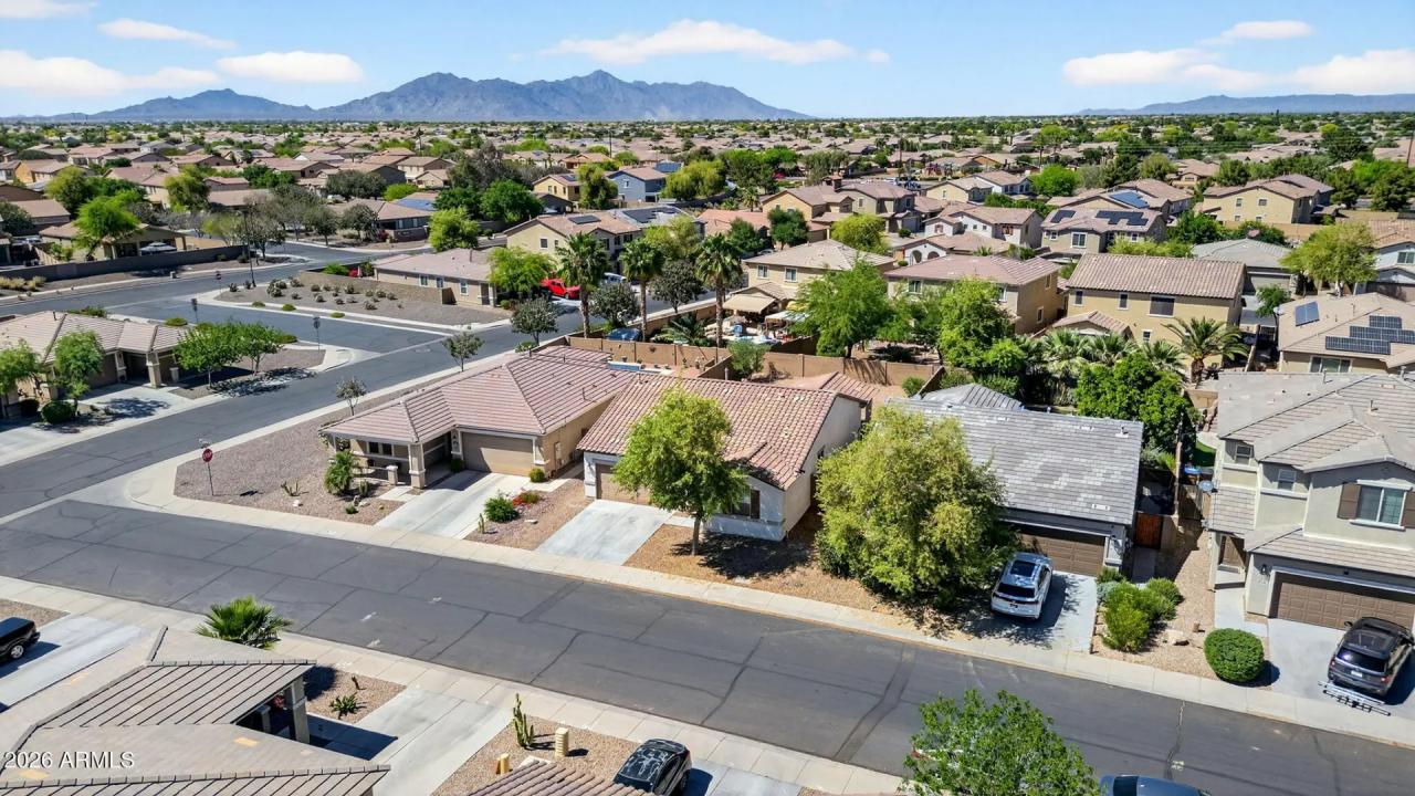 Real Estate Picture 44