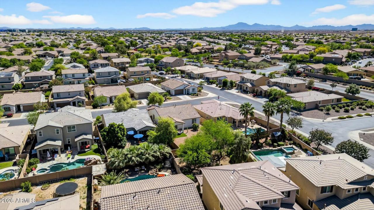 Real Estate Picture 45