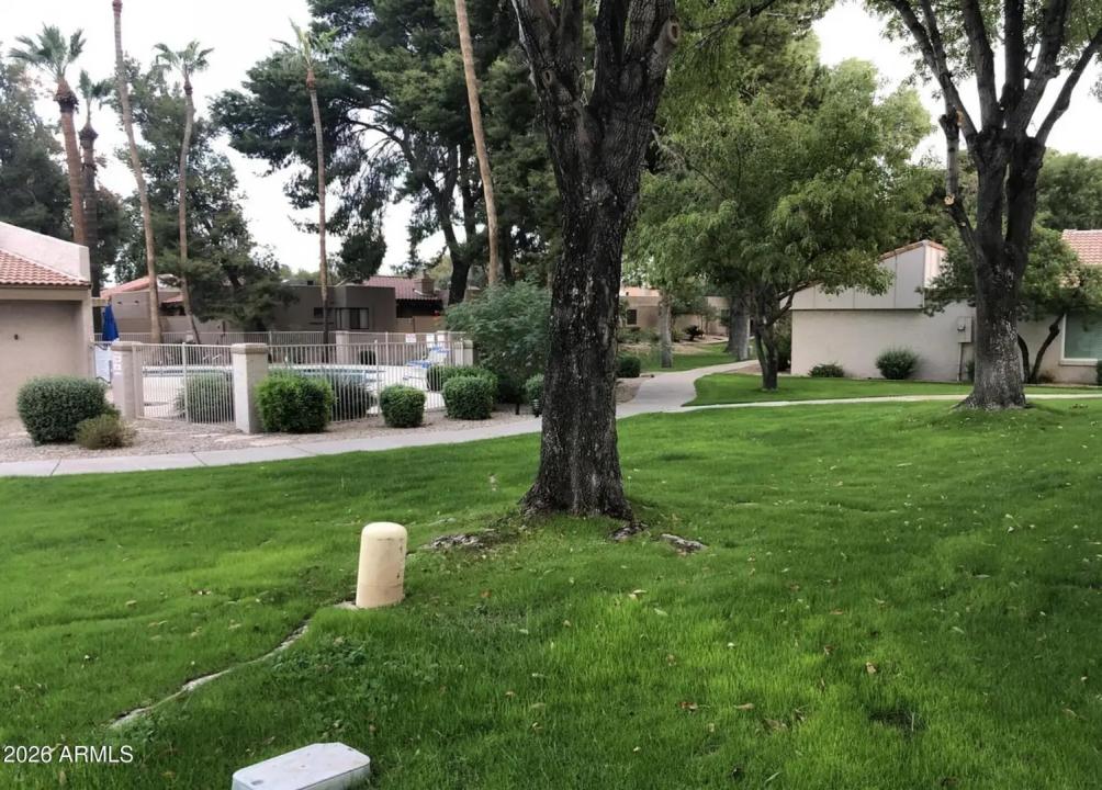 Real Estate Picture 17