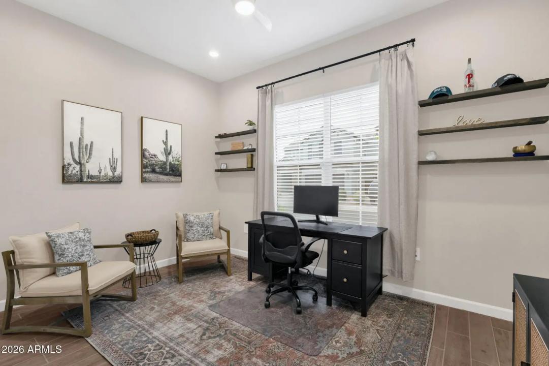 Real Estate Picture 23