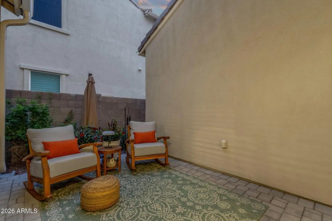 Real Estate Picture 32