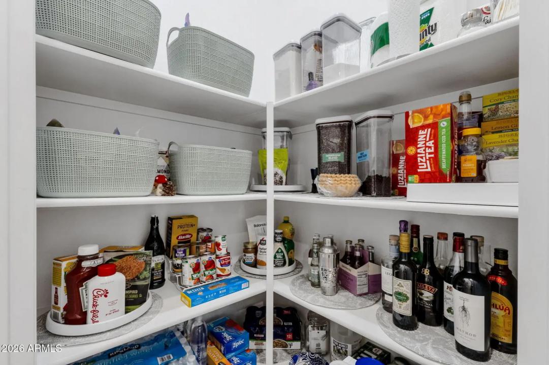 Real Estate Picture 7