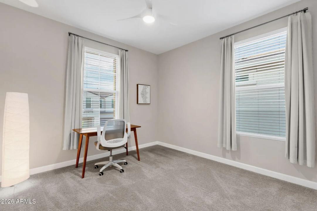 Real Estate Picture 22