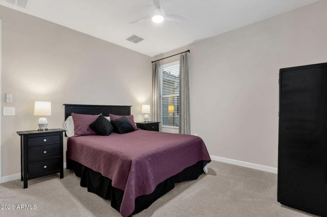 Real Estate Picture 20