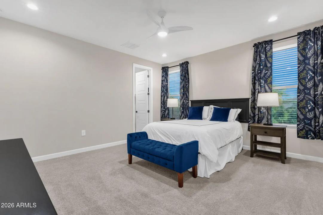 Real Estate Picture 13