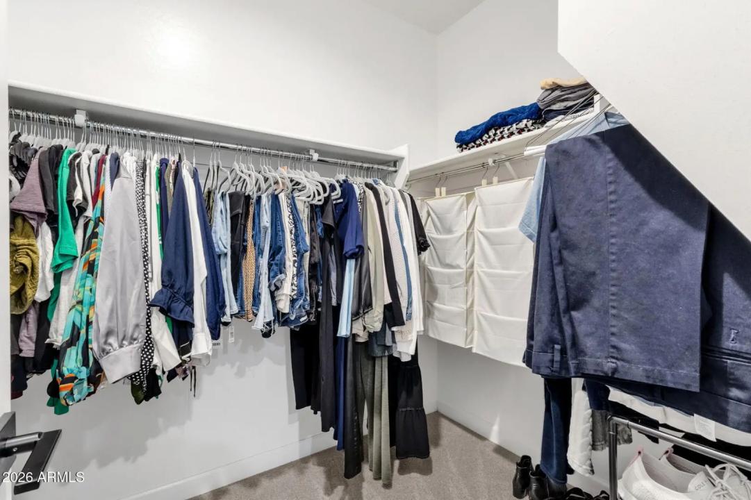 Real Estate Picture 17