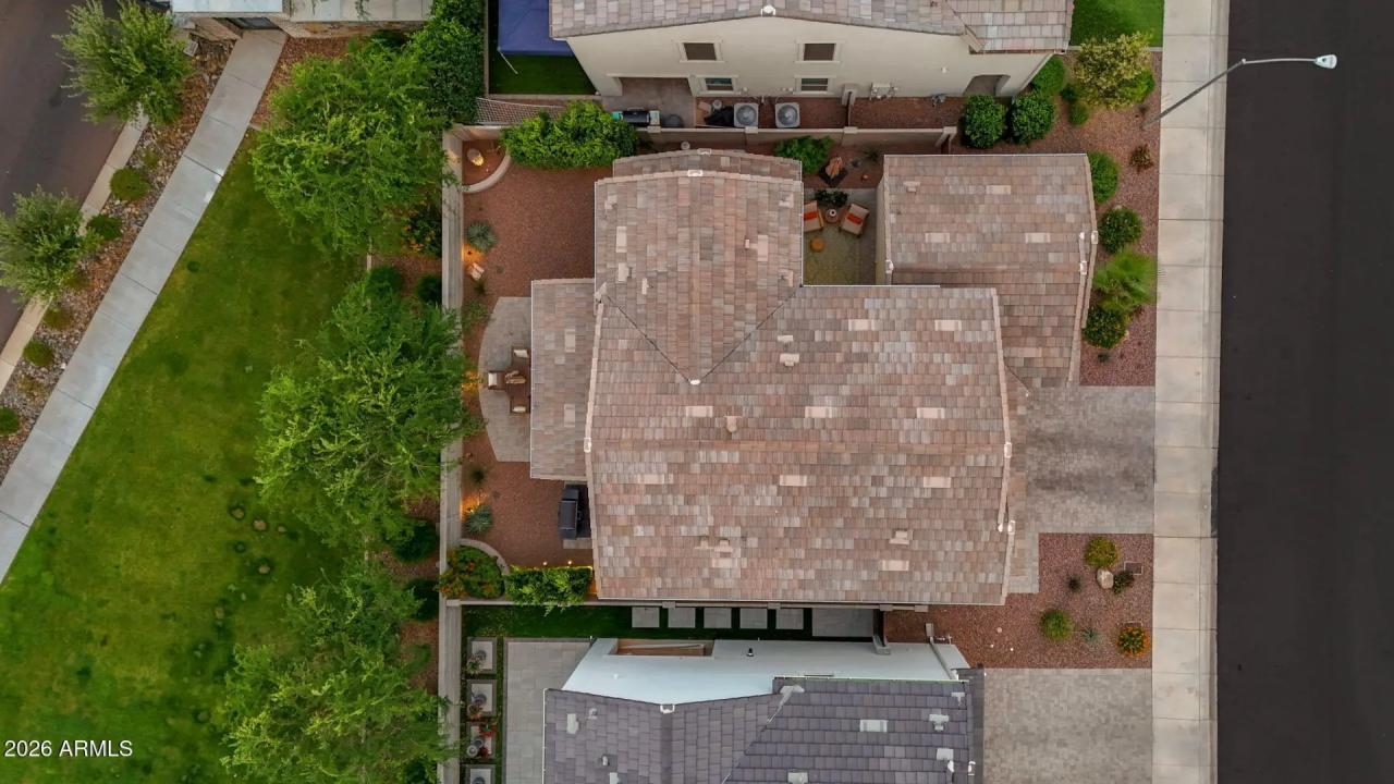 Real Estate Picture 36