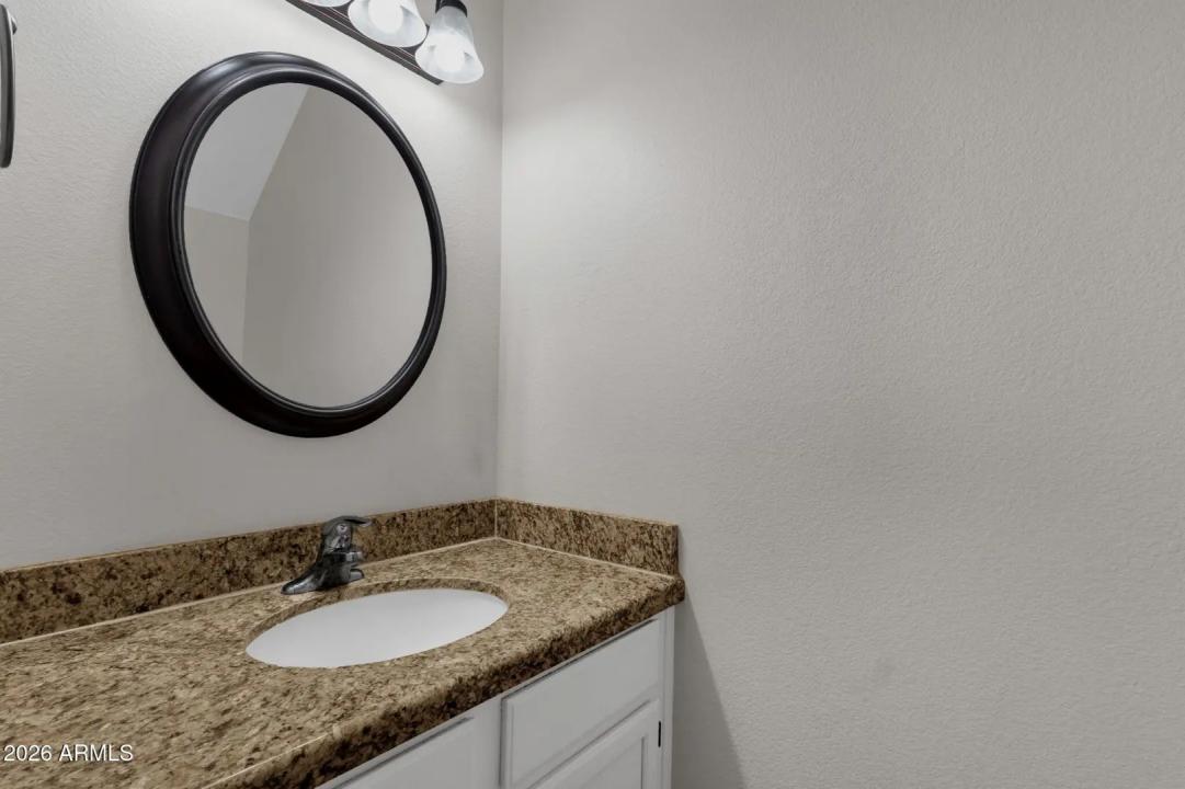 Real Estate Picture 16