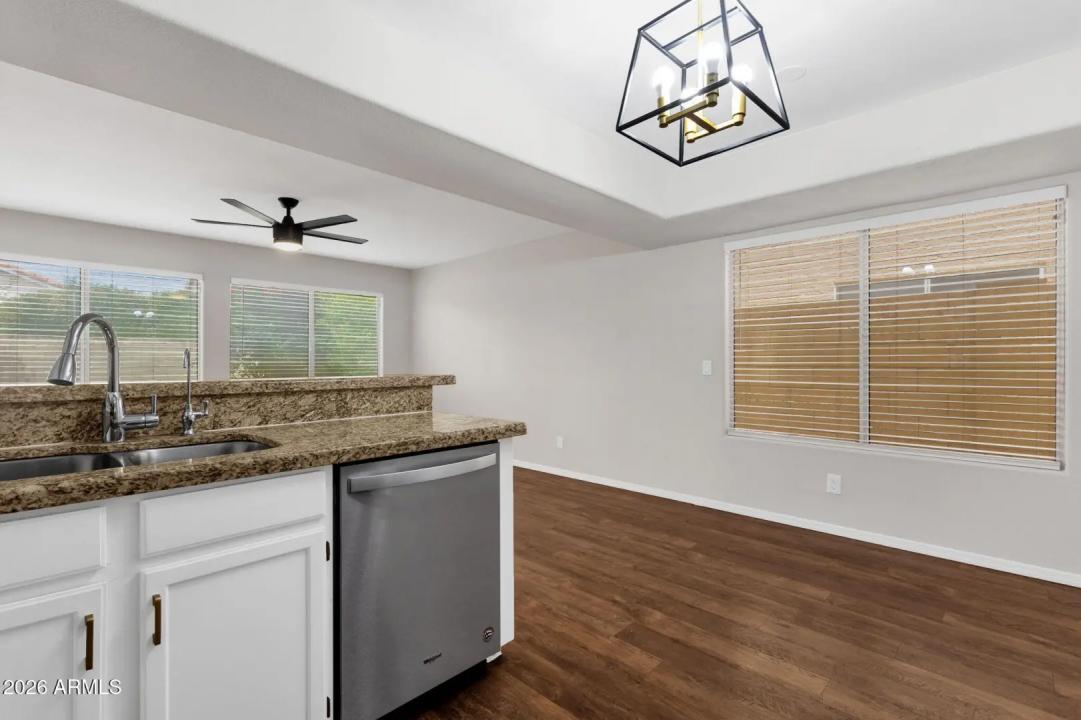 Real Estate Picture 13