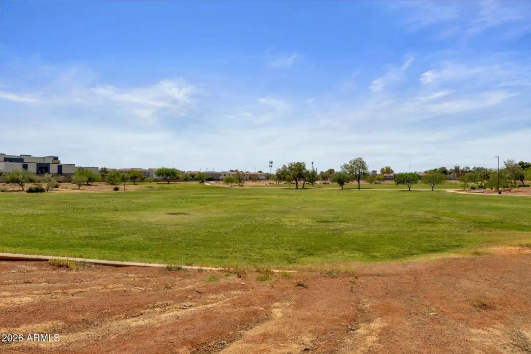 Real Estate Picture 35