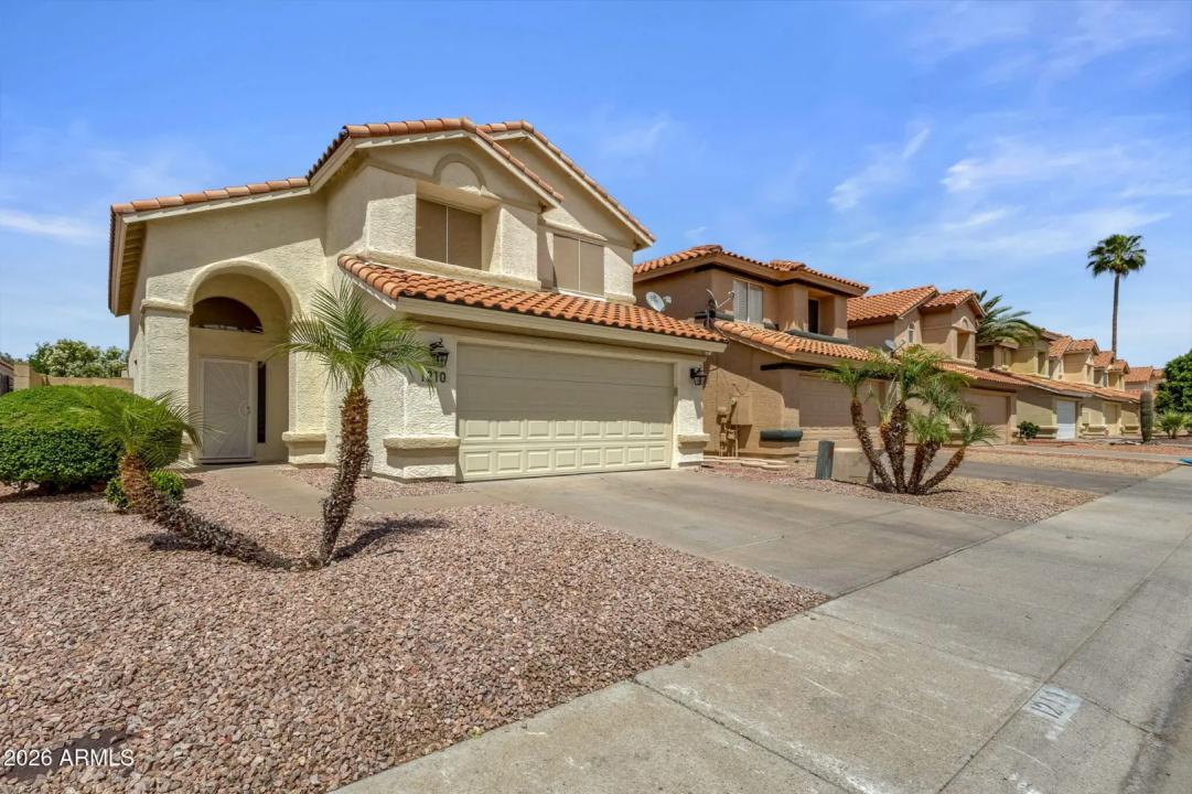 Real Estate Picture 3